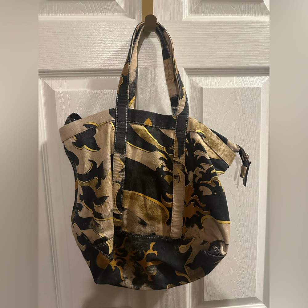 Emilio Pucci Black and Gold Tote Bag